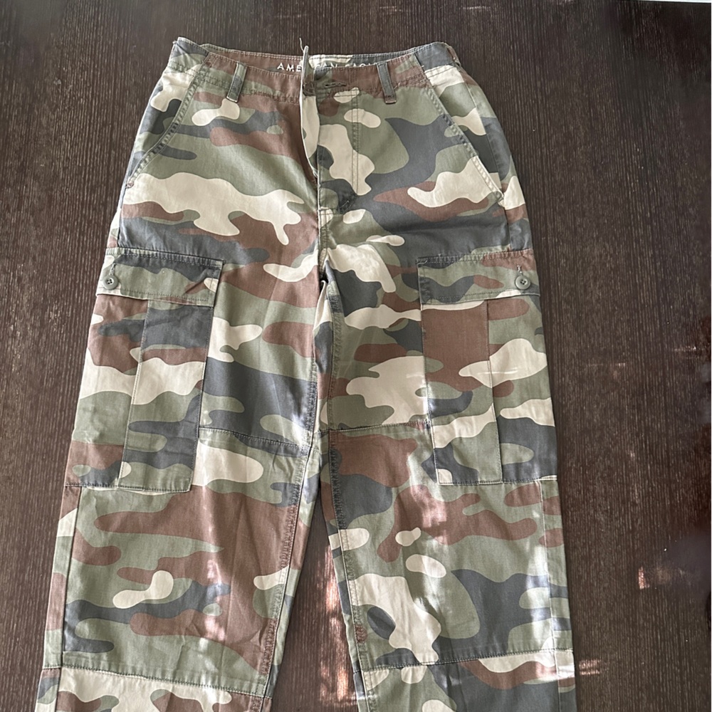 American Eagle high waist cargo camo pants, size 2.